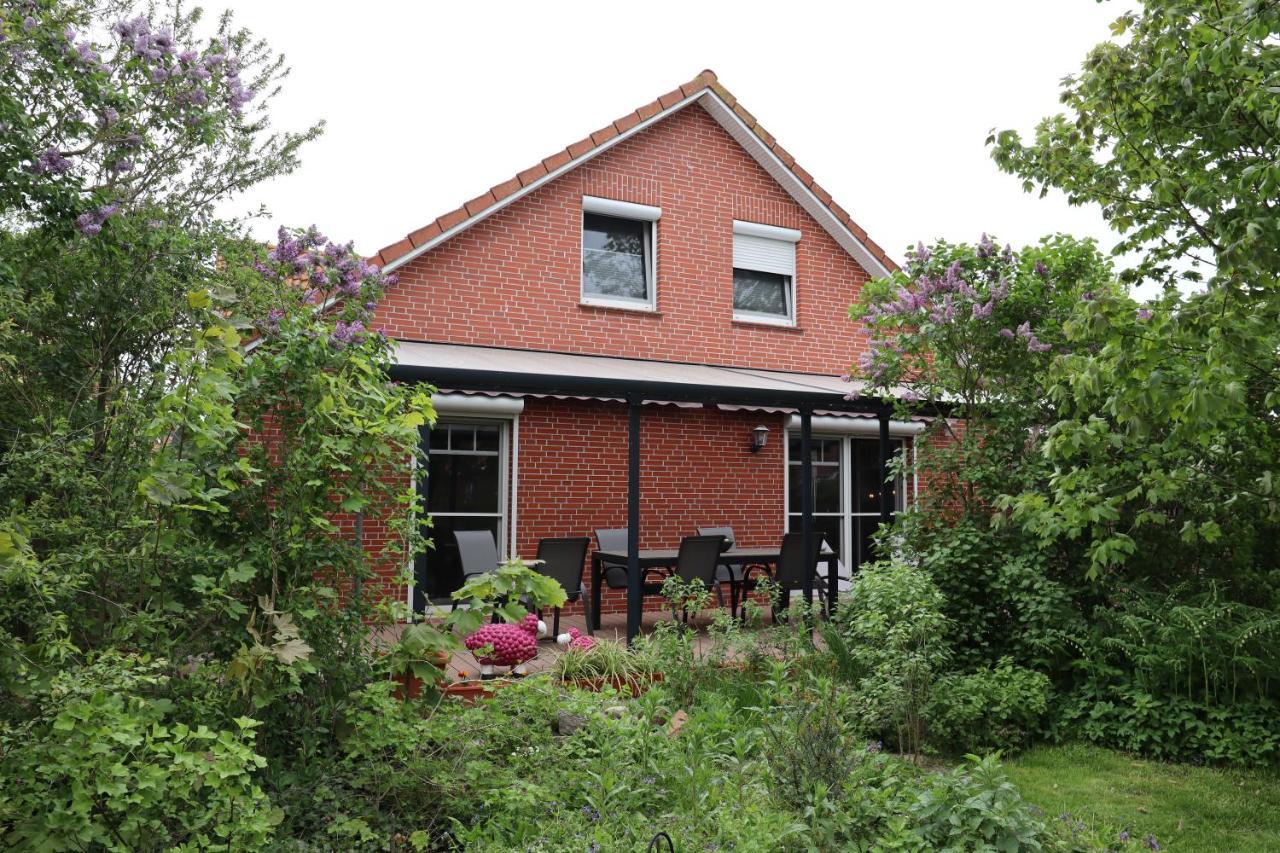 Haus Flieder Villa Krummhörn Buitenkant foto